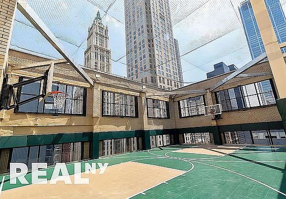 3rd image of 53 Park Pl APT 9B