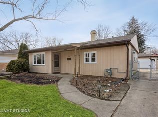 270 Cindy Ln, Wheeling, IL 60090