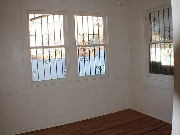 5th image of 916 E Elm St Unit A