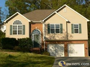 317 Orchard Way SE, Calhoun, GA 30701