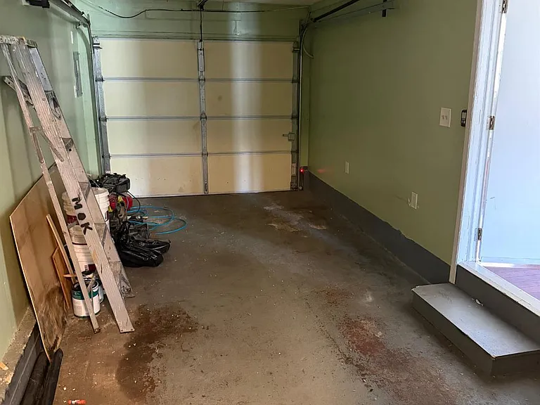 120 W Warren St — Photo 4