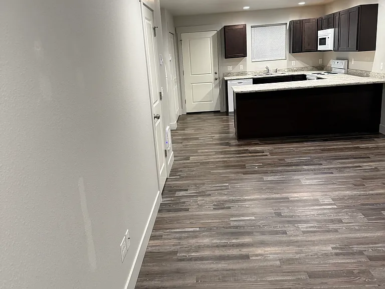 143 Railroad Ave — Photo 11