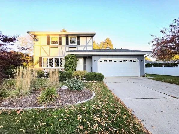 2215 N 34th STREET, Sheboygan, WI 53083
