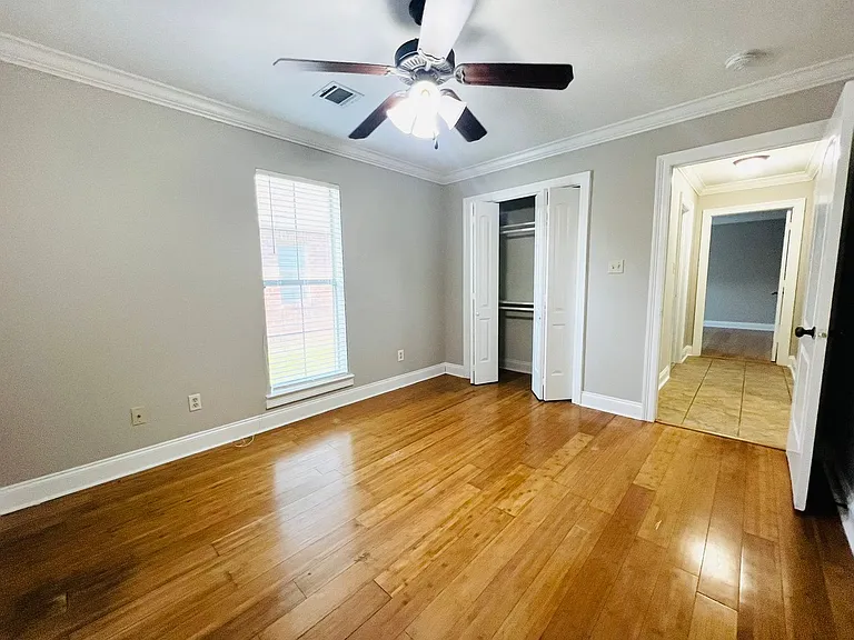 204 King Arthurs Way — Photo 18