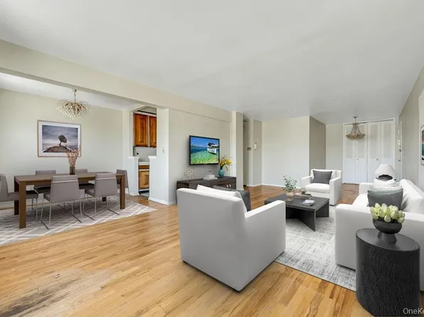 415 Gramatan Avenue #5D, Mount Vernon, NY 10552
