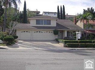 5360 E Suncrest Rd, Anaheim, CA 92807