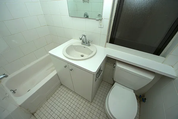 Rented by Nolita Group | media 15