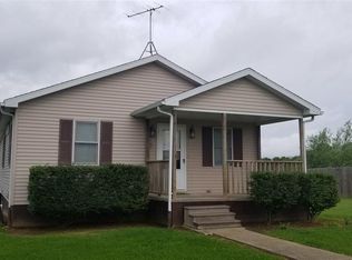 9642 Curry Chapel Rd, Rushville, IL 62681