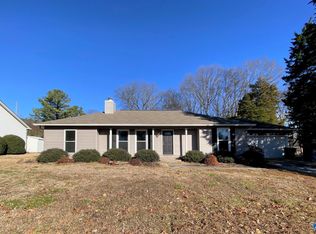 1003 Riverchase Rd SE, Huntsville, AL 35803