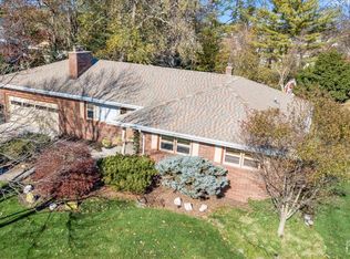 22 Thompson Pl, Parlin, NJ 08859