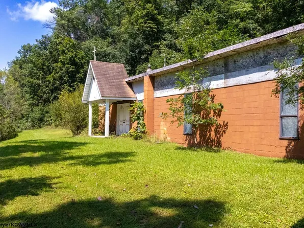 27785 Mountaineer Hwy, Littleton, WV 26581