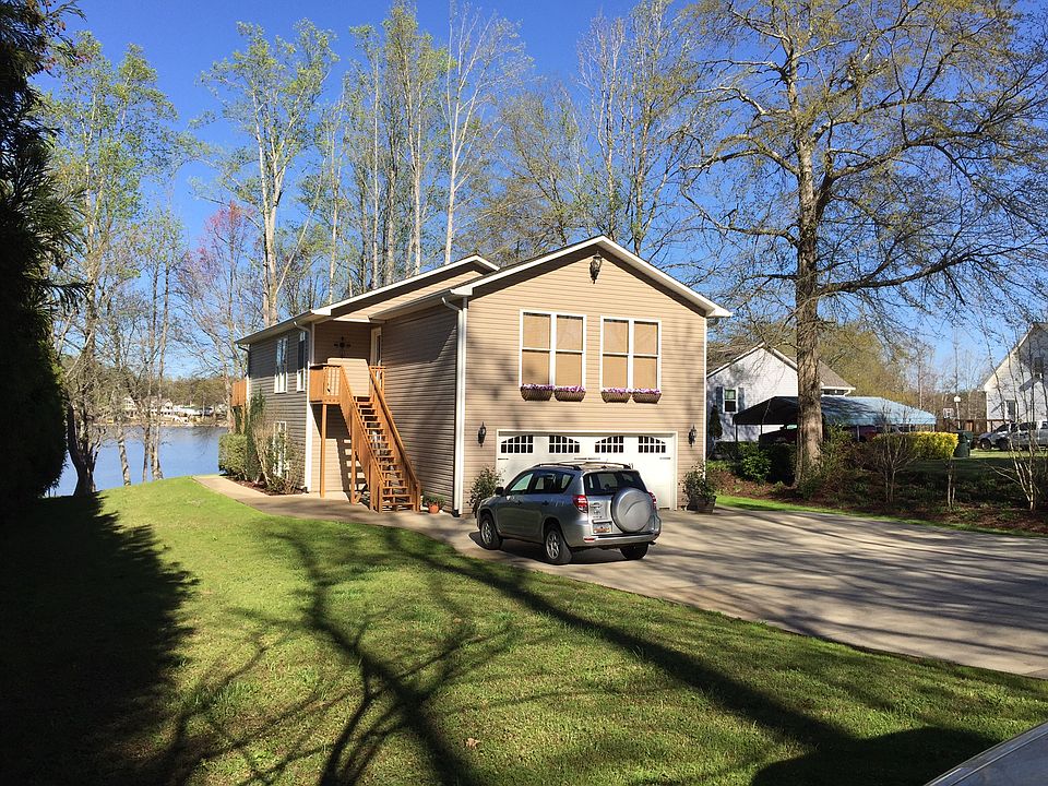 2nd image of 154 Lyman Lake Rd