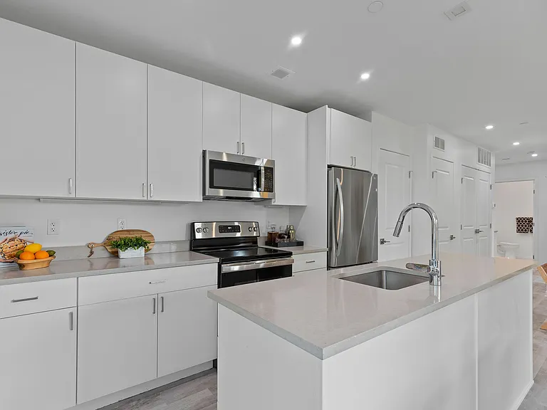 Kitchen with Island