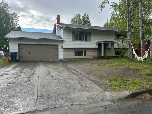 605 Cedar Dr, Kenai, AK 99611