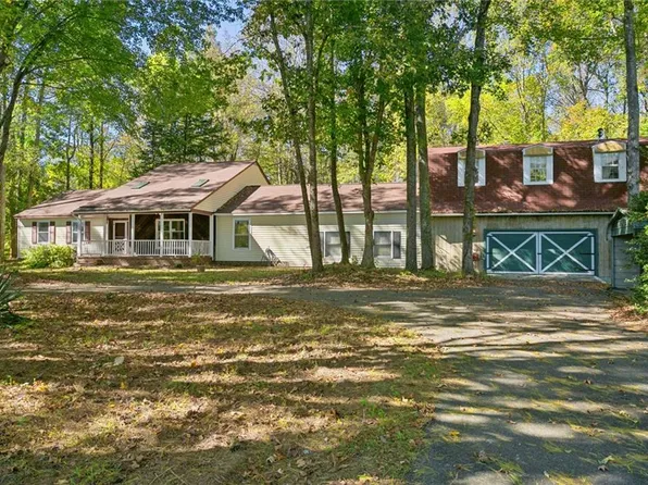 8655 Merry Oaks Ln, Toano, VA 23168