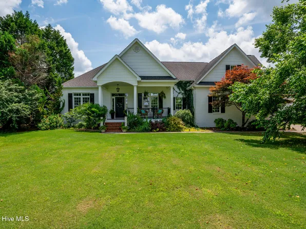 1157 Scarlet Oak Drive, Greenville, NC 27858