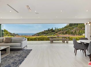 1332 El Hito Cir, Pacific Palisades, CA 90272