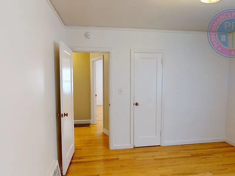 3935 NE 74th Ave — Photo 11
