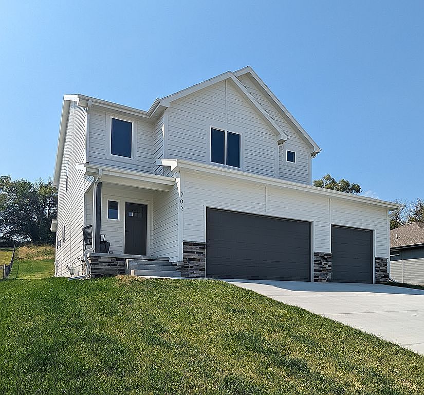 702 S 17th St, Fort Calhoun, NE 68023 Zillow