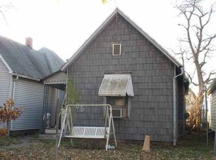 1805 S 4th St, Terre Haute, IN 47802