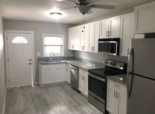 2216 W Woodlawn Ave, Tampa, FL 33607