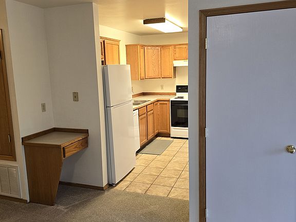 3rd image of 25 Michael Grove Ave #27