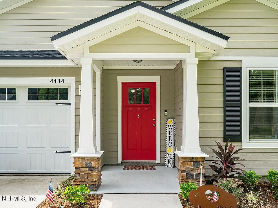 1st image of 4114 Collins Rd