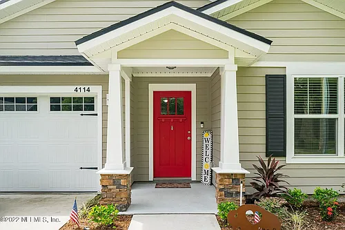 4114 Collins Rd Photo 1