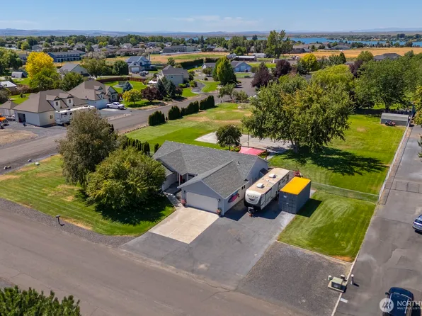 134 Young Road NE, Moses Lake, WA 98837