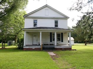 214 S Boush St, Roper, NC 27970