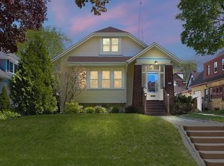 3424 N Murray Ave, Milwaukee, WI