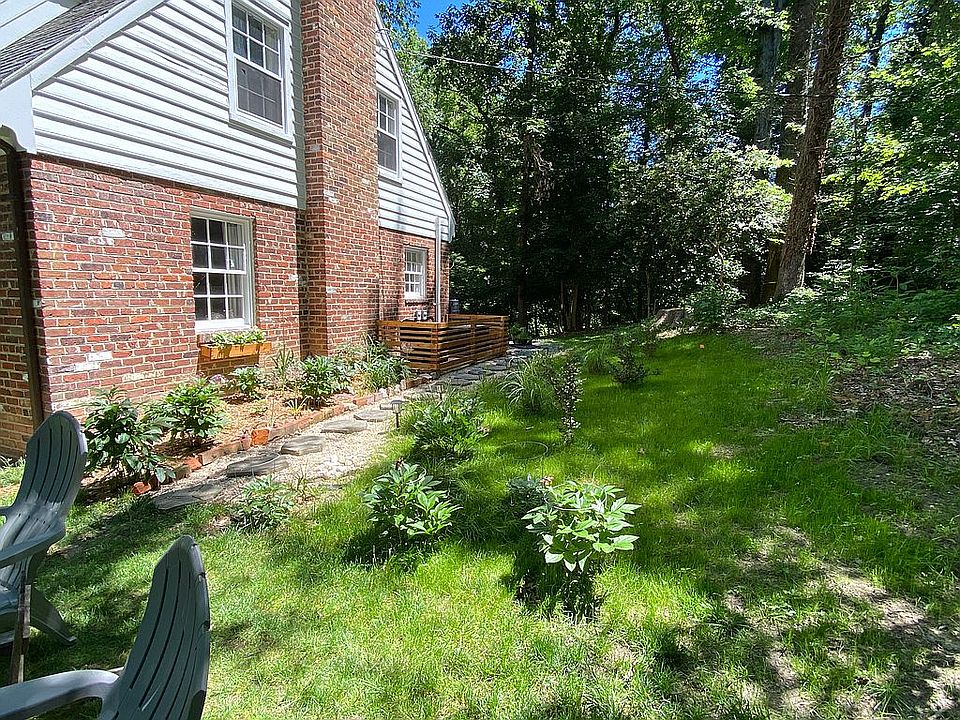 2nd image of 1217 Westover Gardens Blvd