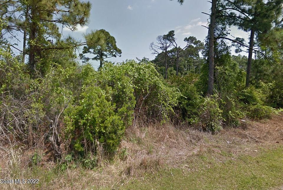 1st image of 1562 Leeward Ave SE