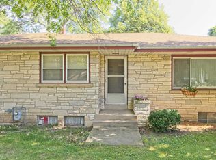 1400 23rd St, Zion, IL 60099