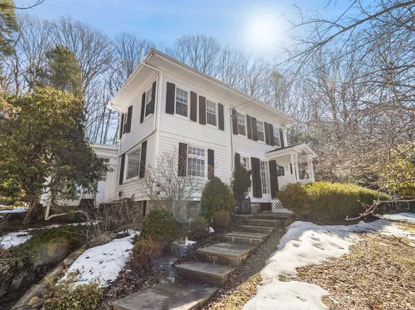 145 Lyons Plain Rd, Weston, CT 06883