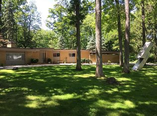 31841 Franklin Fairway St, Farmington Hills, MI 48334