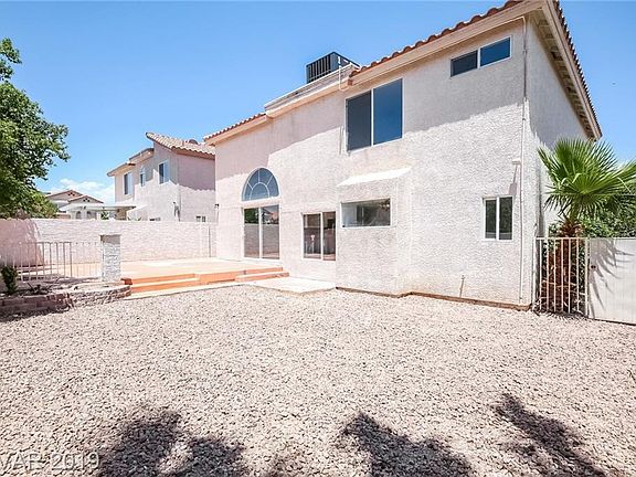 5th image of 8777 Autumn Wreath Ave