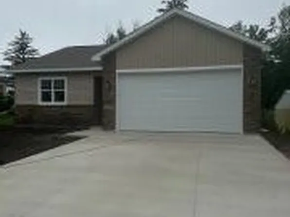 508 W Mackie St, Beaver Dam, WI 53916