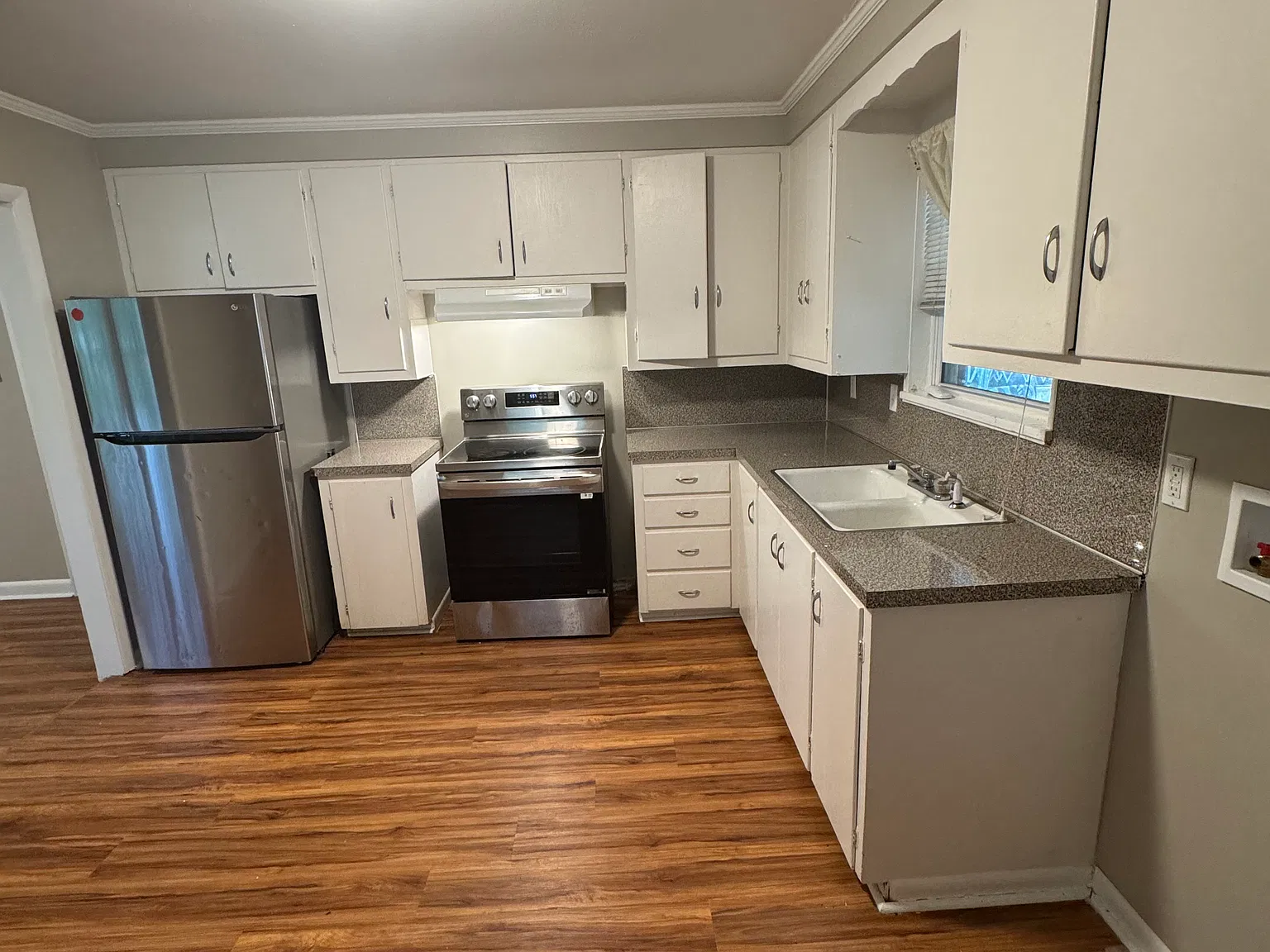 3 bed, 1474 sqft, $1,300 — Photo 3