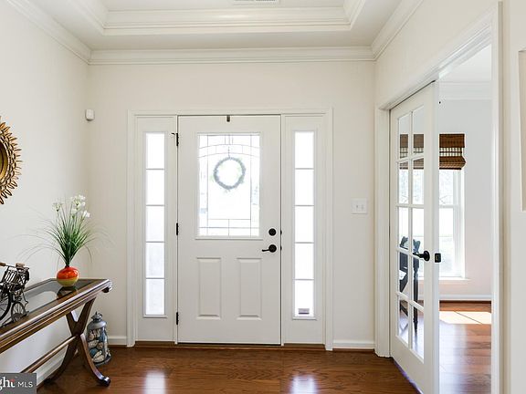3rd image of 28958 Habersham Ln