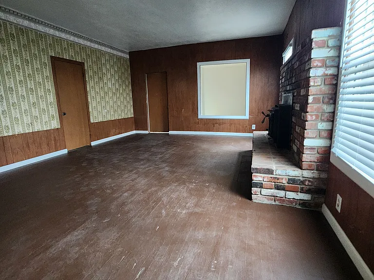 8682 E Nebraska Ave — Photo 6