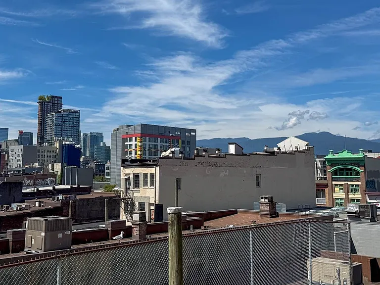 189 Keefer St #505 — Photo 32