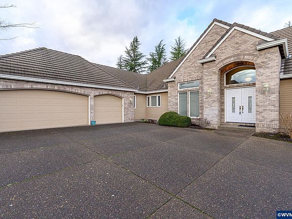 2nd image of 1755 NW Troon Ct