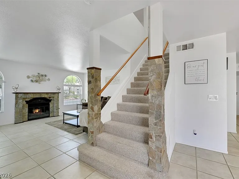 7989 Lisa Dawn Ave — Photo 19