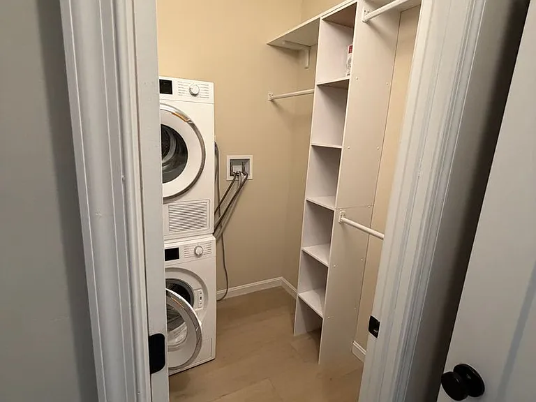 5500 Holmes Run Pkwy #101 — Photo 10