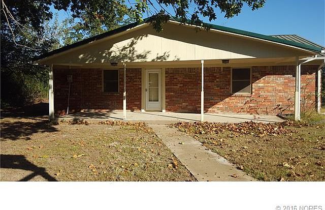 1st image of 402 Newton Dr