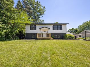 3342 Devon Dr NE, Grand Rapids, MI