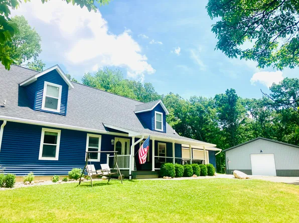 11803 Hoffman Rd, Three Rivers, MI 49093