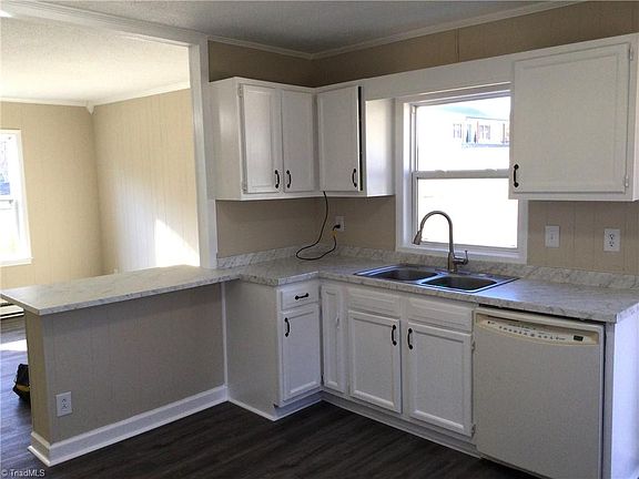 4th image of 241 Meadow Run Ln