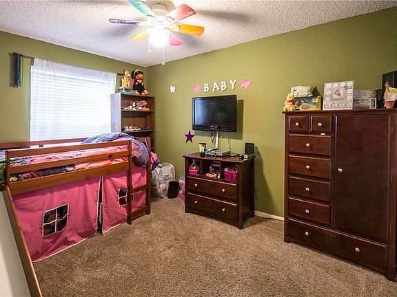 3rd image of 12618 Grove Park Dr
